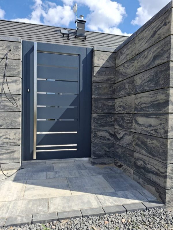 PORTILLONS MÉTALLIQUES 