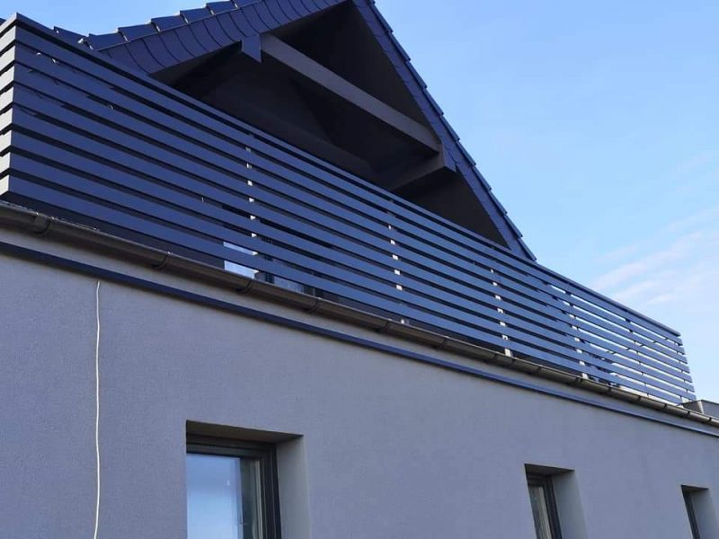 BALUSTRADES DE BALCON MÉTALLIQUES 