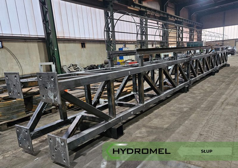 STRUCTURES MÉTALLIQUES DE GRANDE TAILLE 