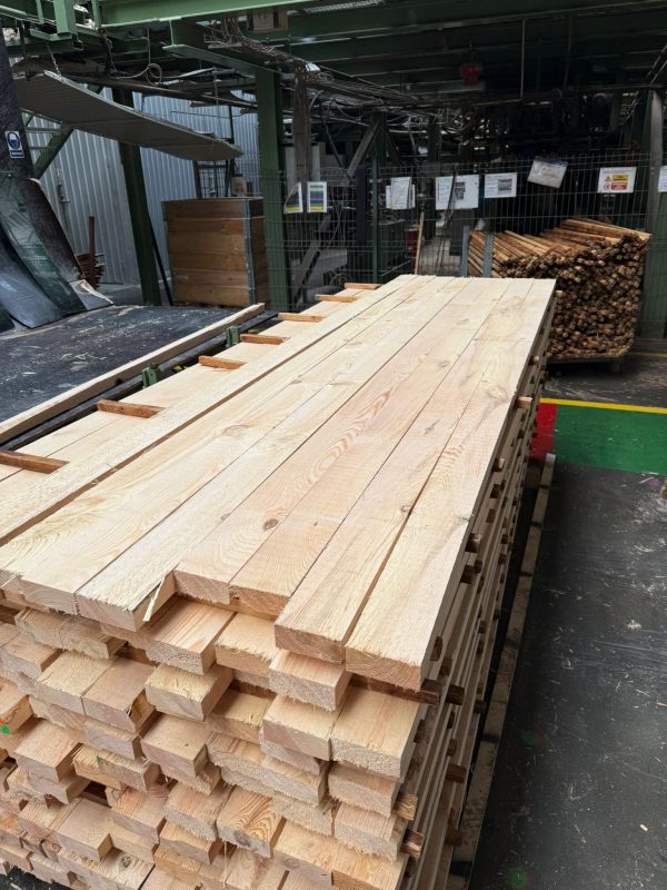 BOTTES DE BOIS DE PIN 